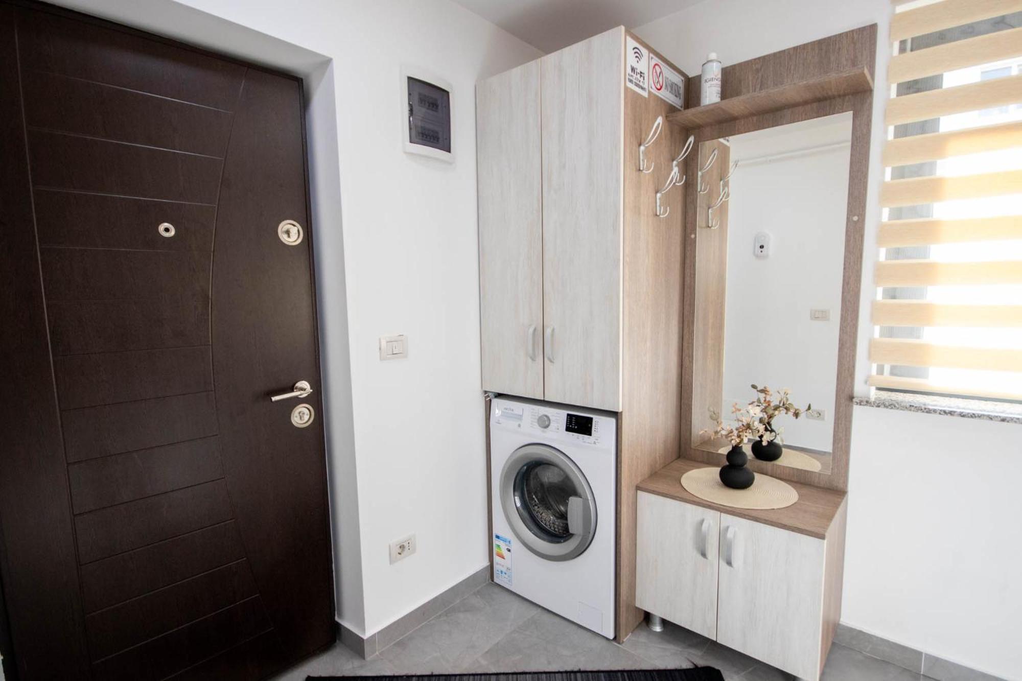 Astar Apartments - Executive Rădăuţi Εξωτερικό φωτογραφία